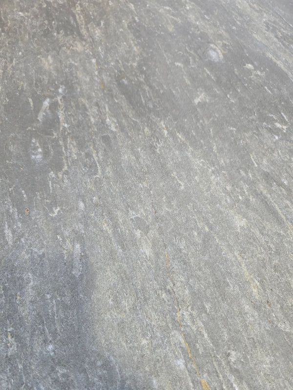 Slate-Lite Rubigo Grey surface detail